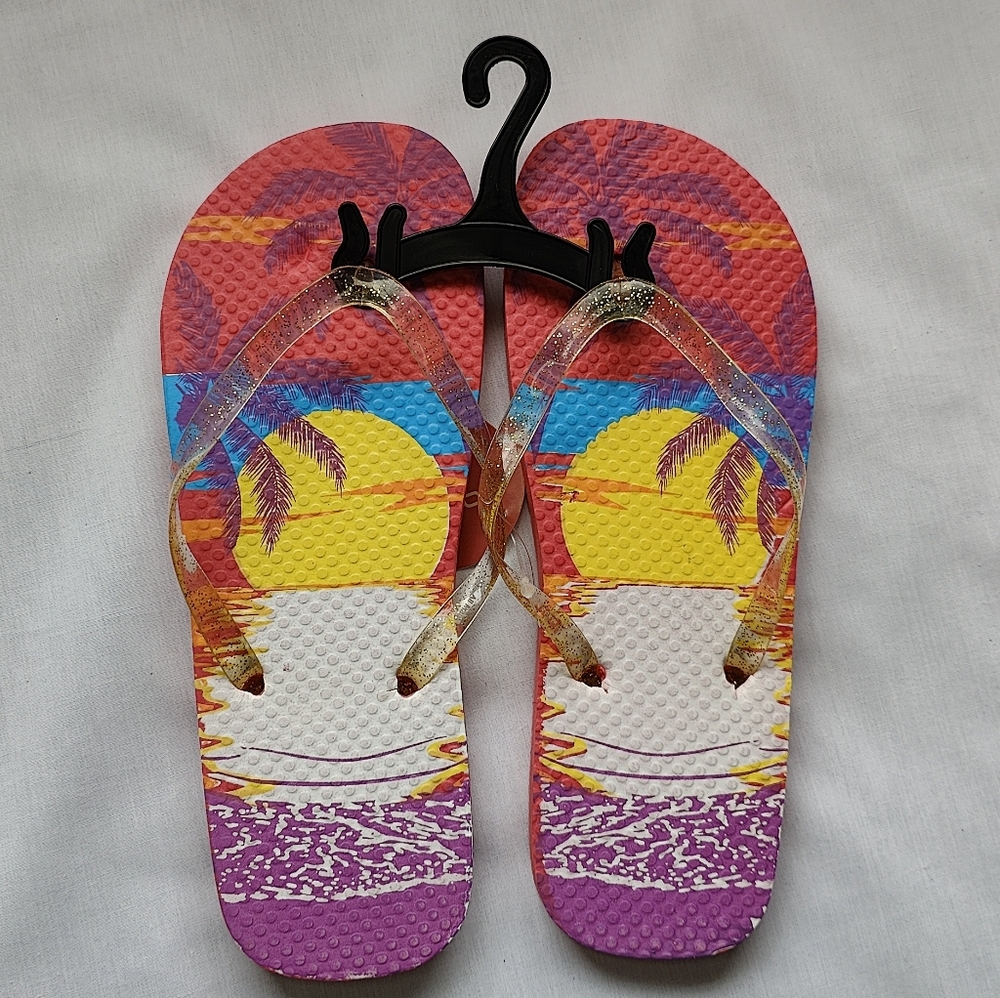Juncture Women's Flip Flops - S 5/6 - NWT